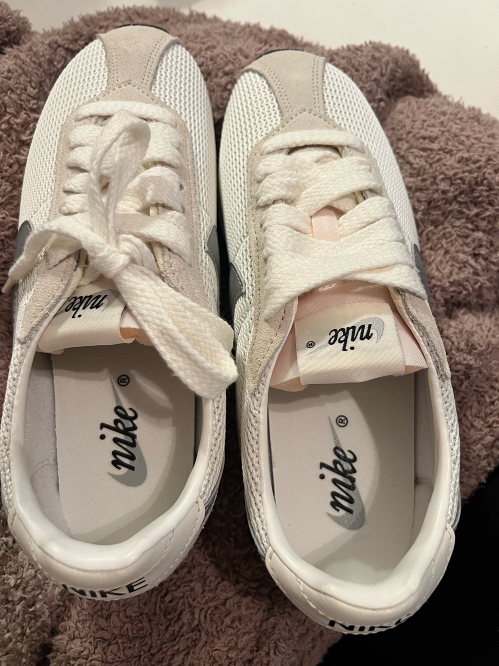 NEW Nike LD 1000 Women’s Sneakers - Picture 5 of 7